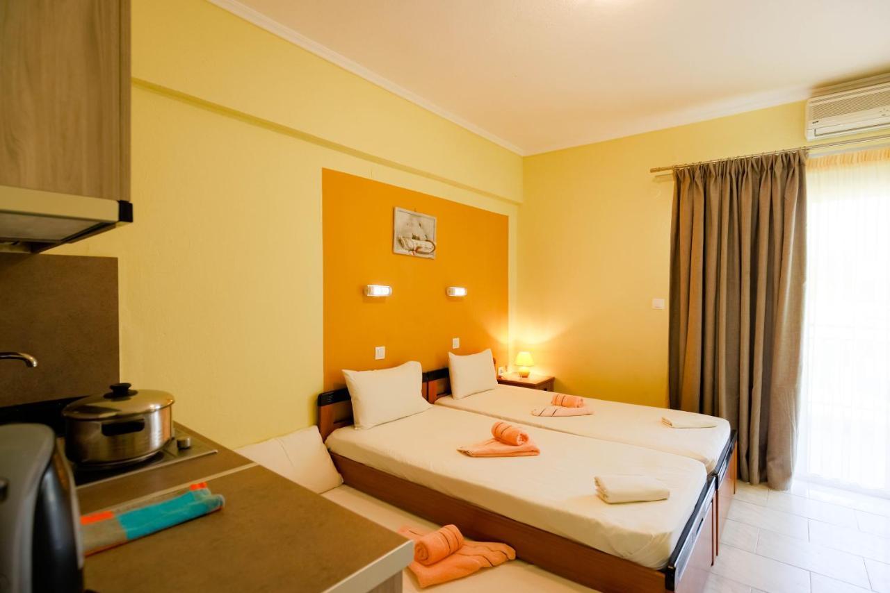 Dionisos Apartments Paralía Dionysíou Eksteriør bilde